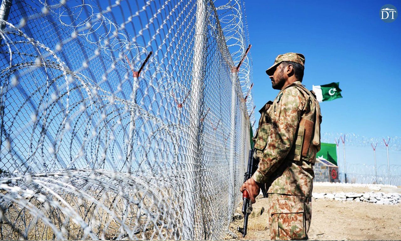 In Pictures: Pak-Afghan Border Fencing In Progress - Daily Times