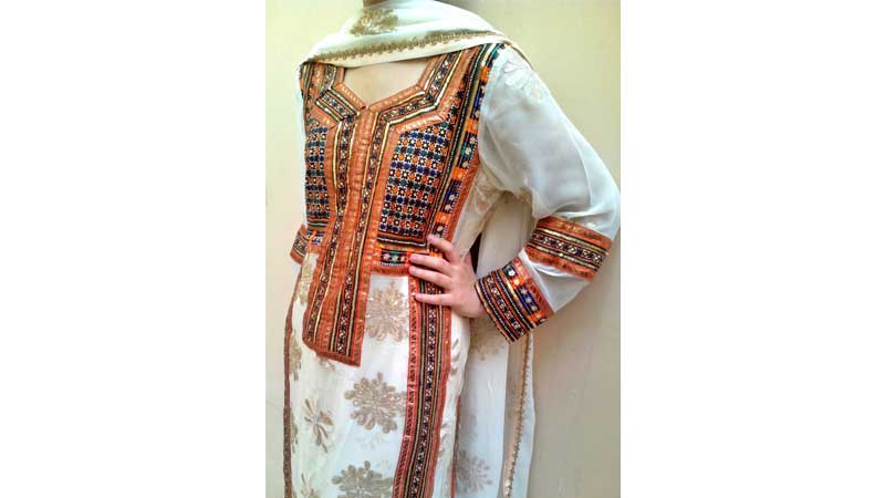 balochi female dress