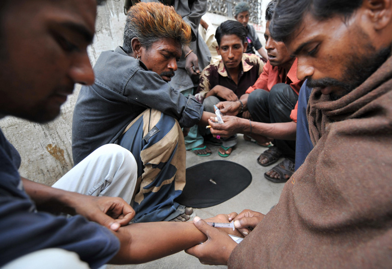 Drug Addiction On The Rise — Are Pakistanis Dying Slowly Daily Times