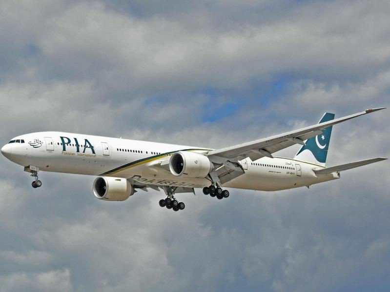Newly inducted PIA plane escapes mishap following bird hit in Karachi