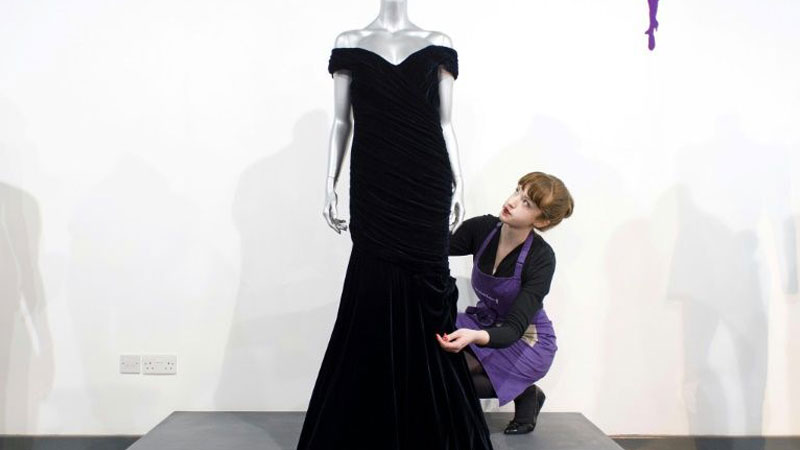 Princess Diana’s ‘Travolta’ dress brushed off at auction