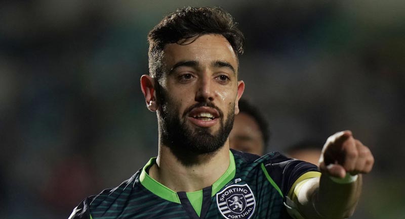 Manchester United holds talks with Sporting Lisbon to sign Fernandes