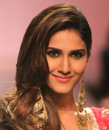 My birthdays are incomplete without parents, sister: Vaani