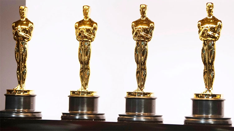 Oscars adds 'fan favorite' prize voted by Twitter