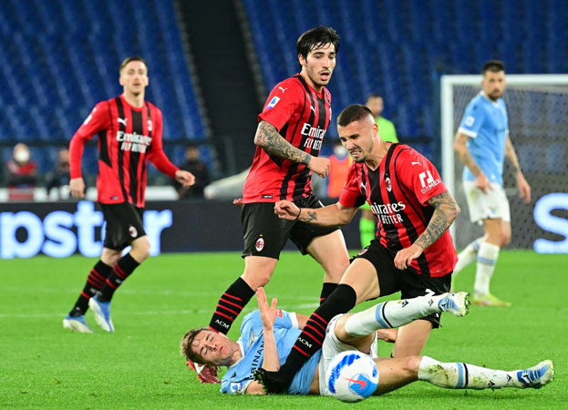 Tonali sends AC Milan back to summit as Napoli wilt in title fight