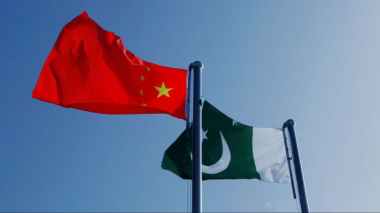 Pakistan targets $1bn export to China through land route