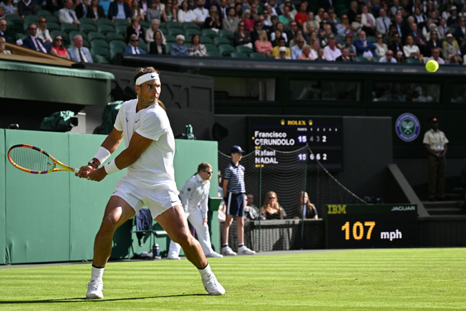 Nadal-overcomes-scare-to-reach-Wimbledon-second-round