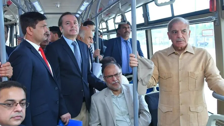 PM inaugurates Green, Blue lines of modern metro bus service