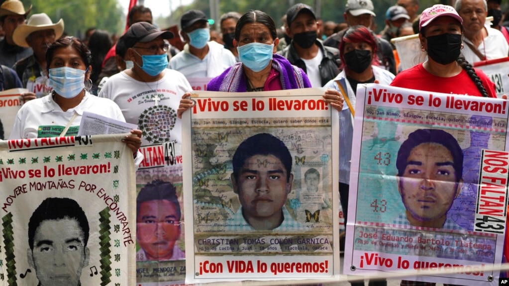 Mexico Arrests General Over Disappearance of 43 Students