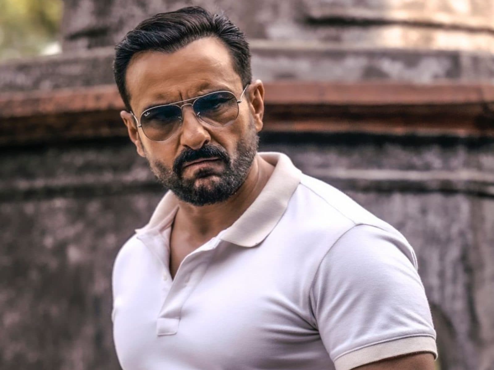 Saif Ali Khan as Vikram in Vikram Vedha.