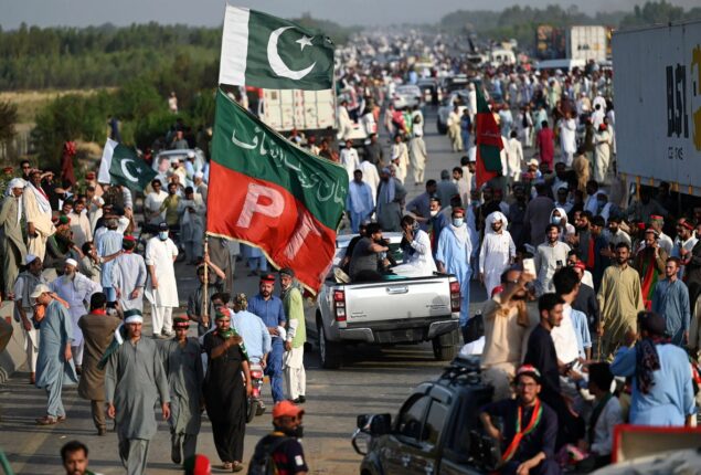 PTI rally: G-B CM leaves for Islamabad amid controversy