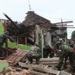 Forty-six dead as quake shakes Indonesia's Java island