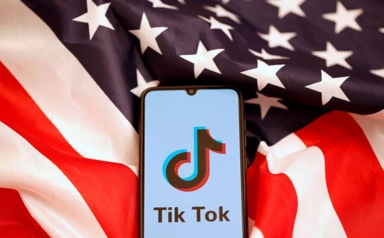 TikTok advertisers stick by the app amid threat of US ban