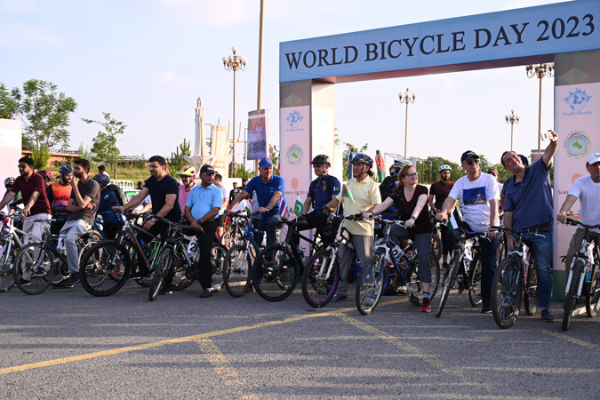 Turkmenistan embassy, Serena Hotels encourage healthy habits on World Bicycle Day