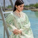 Sadia Khan exudes royalty in ethnic ensemble