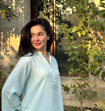 Hania enjoys wedding-theme birthday with Asim Azhar amid rumours