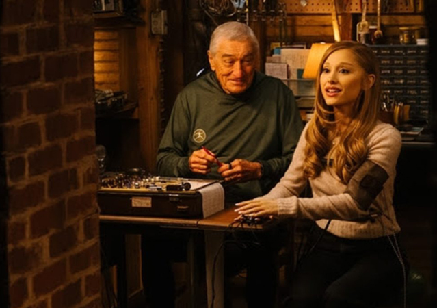Ariana faces Robert De Niro in 'Focker In-Law'