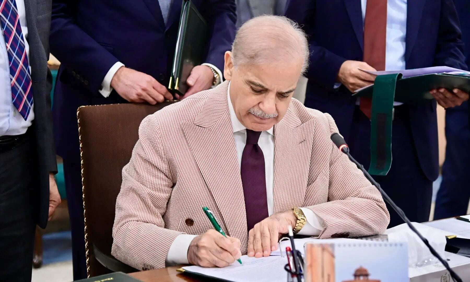 PM Shehbaz stresses security ahead budget