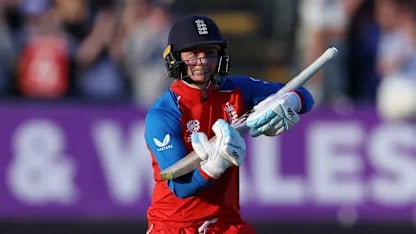 WYATT-HODGE INSPIRES ENGLAND TO OPENING-DAY VICTORY AGAINST SRI LANKA