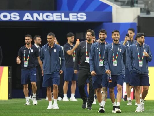 Iran team arrives in US amid peace deal