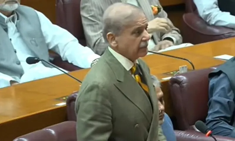 PM Shehbaz signals major cut in petroleum prices amid global oil decline