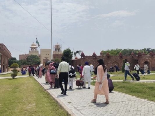 Sikh pilgrims praise Pakistan hospitality