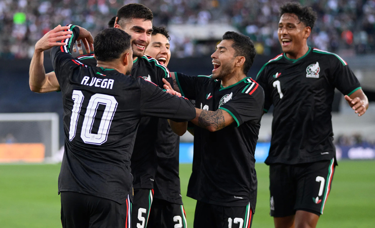 Mexico beat Australia 1-0 before World Cup squad submission deadline