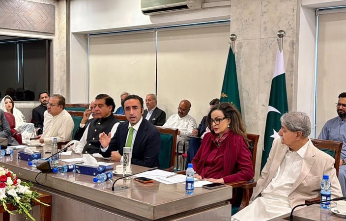 PML-N to help PPP form GB government