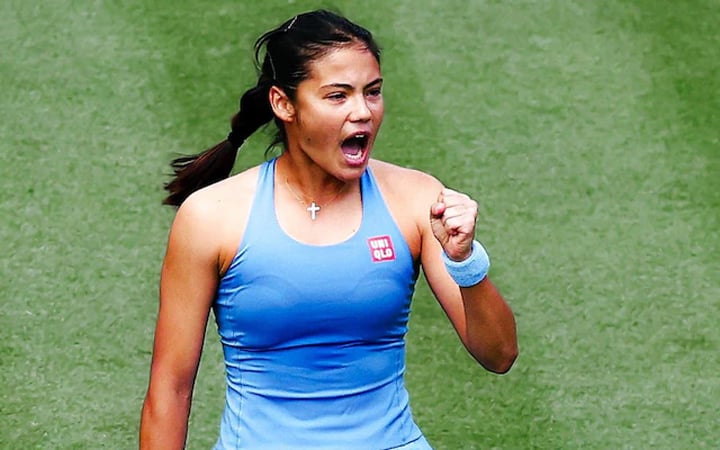 Raducanu makes winning start to grass-court season