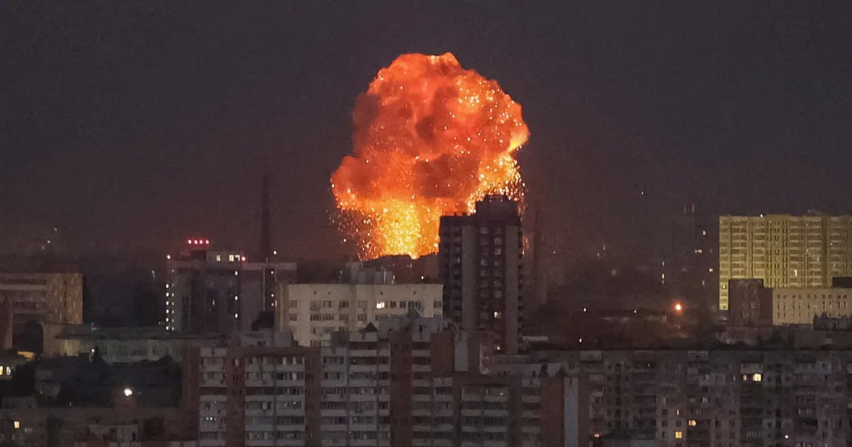 Russia strikes Kyiv, killing two