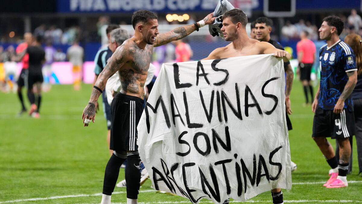 Argentina defends Falklands banner as FIFA reviews controversy